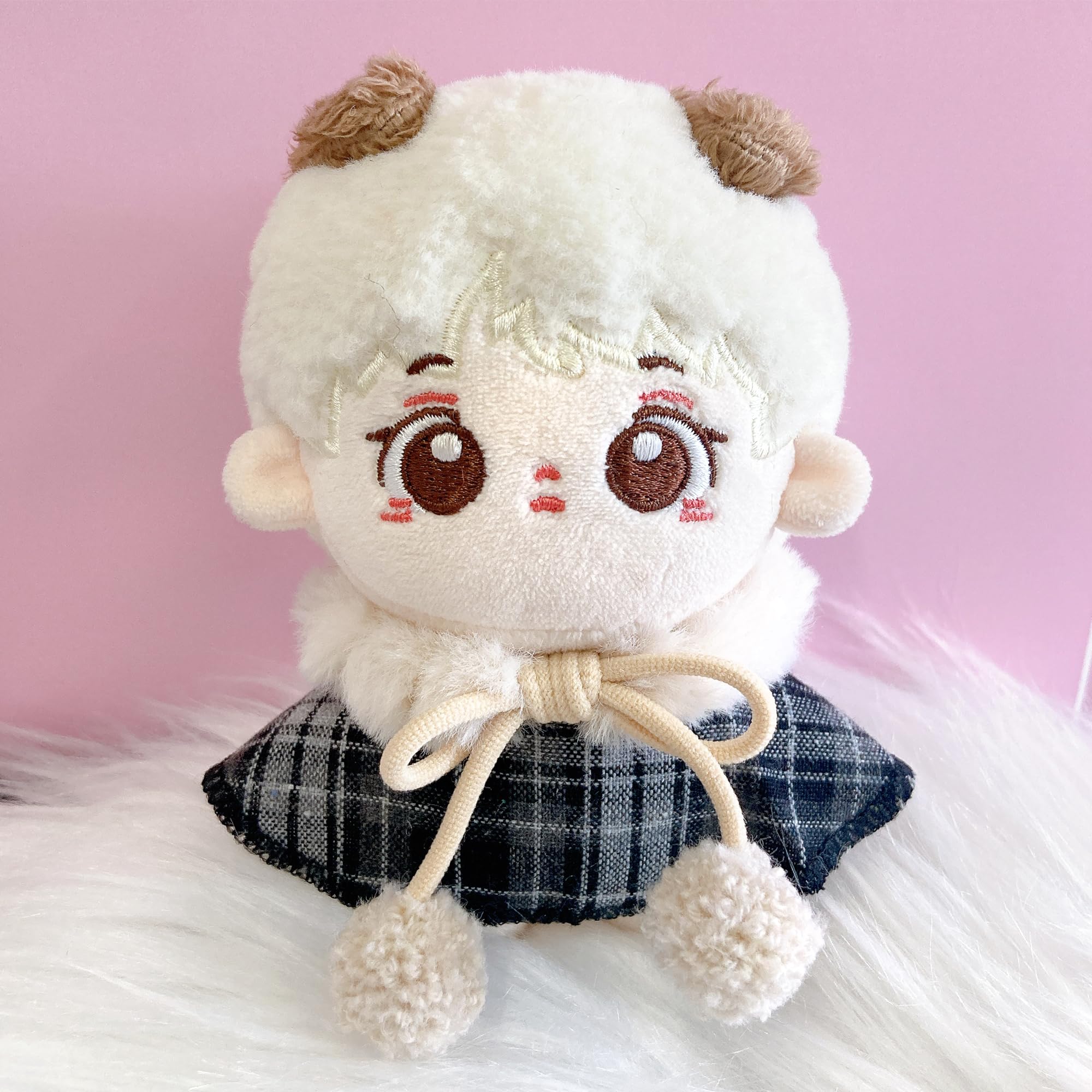 Amazon.co.jp: 10cm ぬい服 チェック柄のファー付きケープ ブラック